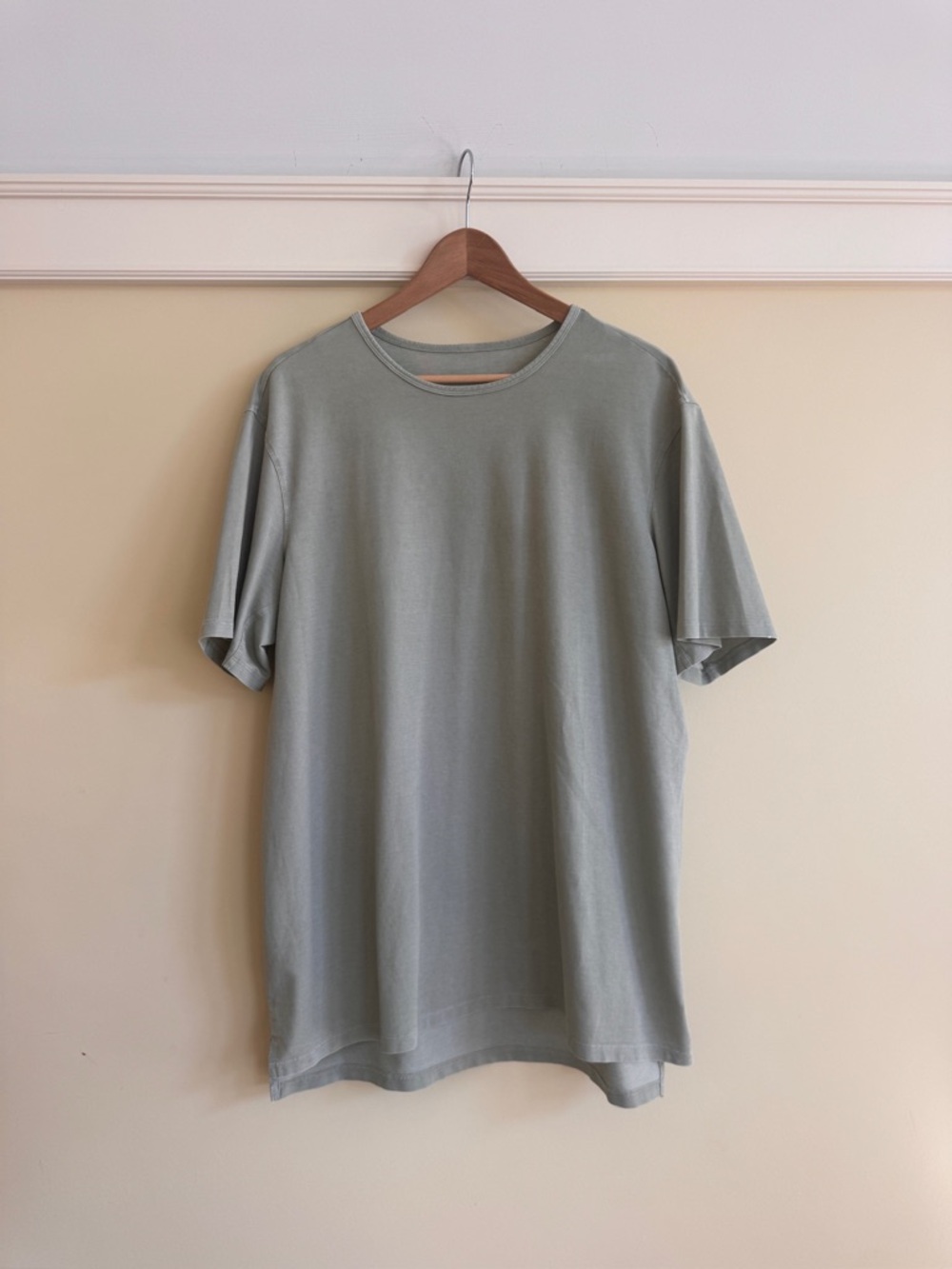 lululemon athletica Men's Crew Tee in Sage